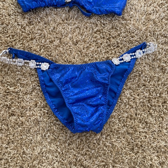 NPC Blue Bikini - Picture 6 of 11